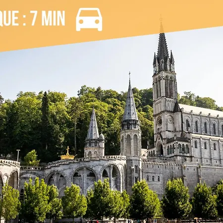 Le Jardin Des Souvenirs * Lourdes